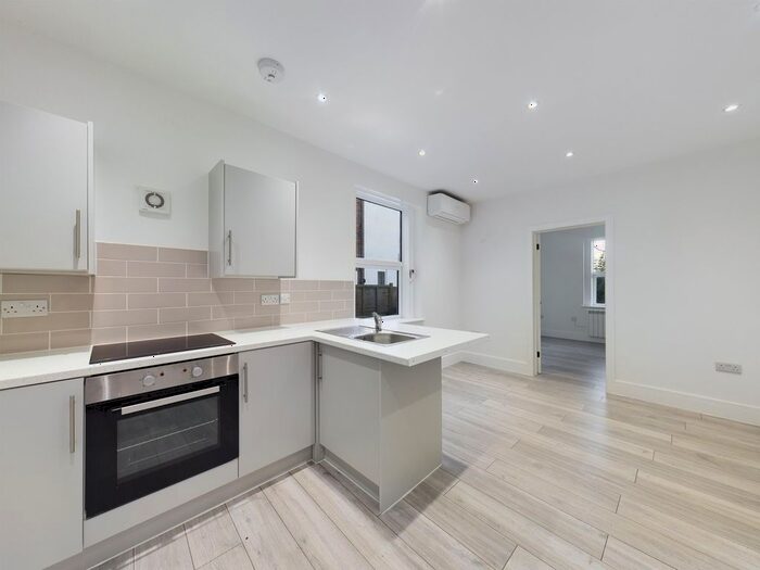 1 Bedroom Flat To Rent In Denmark Road, Gloucester, GL1