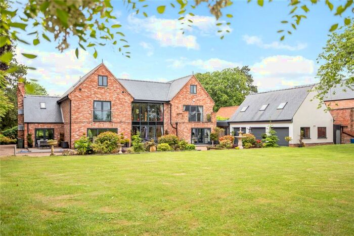 8 Bedroom Detached House For Sale In Sutton Lane, Elton, Nottingham, NG13