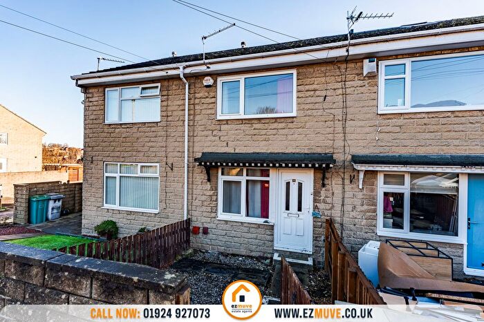 2 Bedroom Terraced House For Sale In The Laurels, Earlsheaton, WF12