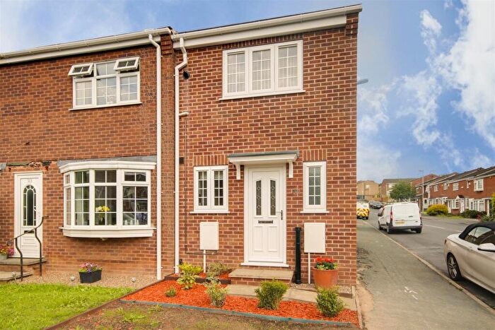 2 Bedroom Semi-Detached House To Rent In Gleneagles Drive, Arnold, Nottinghamshire, NG5