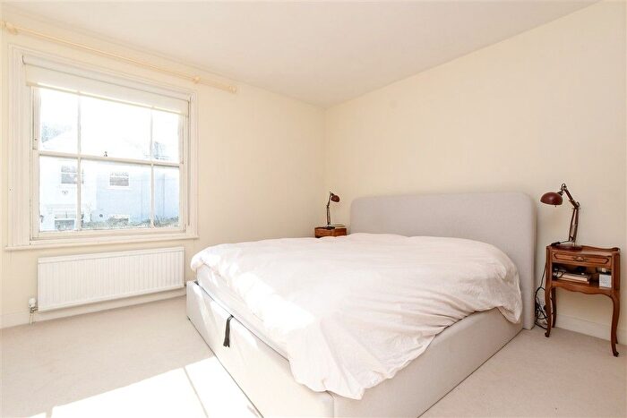 3 Bedroom Terraced House For Sale In Vincent Road, Dorking, Surrey, RH4