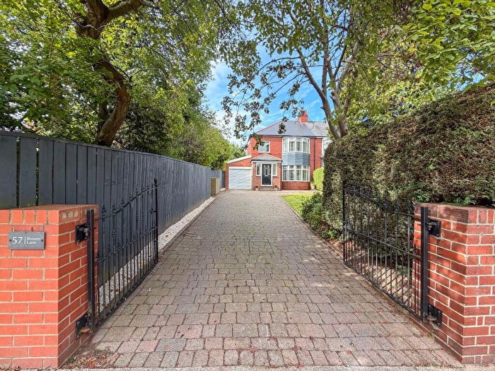 3 Bedroom Semi Detached House For Sale In Broom Lane, Whickham, Newcastle Upon Tyne, NE16