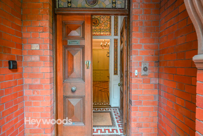 4 Bedroom Apartment To Rent In Sidmouth Avenue, Newcastle-under-Lyme, ST5