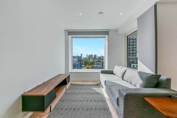 Studio To Rent In Deacon Street, Elephant Amp; Castle, London, SE17