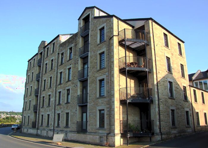 2 Bedroom Apartment To Rent In St Georges Quay, Lancaster, LA1