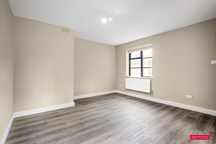 1 Bedroom Flat To Rent In Union Street, Borough, London, SE1