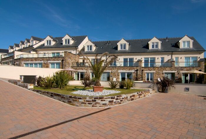 3 Bedroom Flat To Rent In Ocean Blue, Treyarnon Bay, PL28
