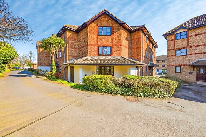 1 Bedroom Flat For Sale In Osbourne Road, Dartford, Kent, DA2