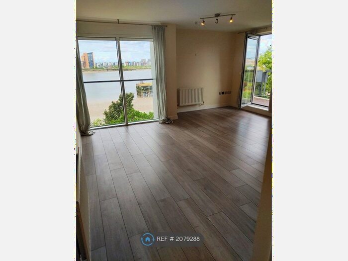 2 Bedroom Flat To Rent In Sark Tower, Erebus Drive, Thamesmead, SE28