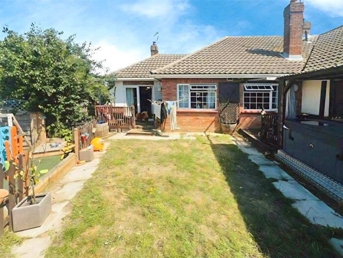 2 Bedroom Bungalow For Sale In Mountview Road, Clacton-on-Sea, Essex, CO15