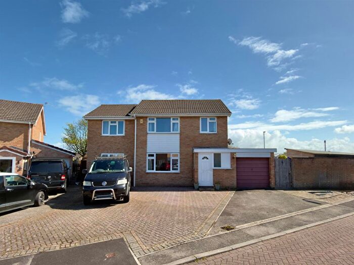 4 Bedroom Detached House For Sale In Jasmine Close, Highbridge, TA9