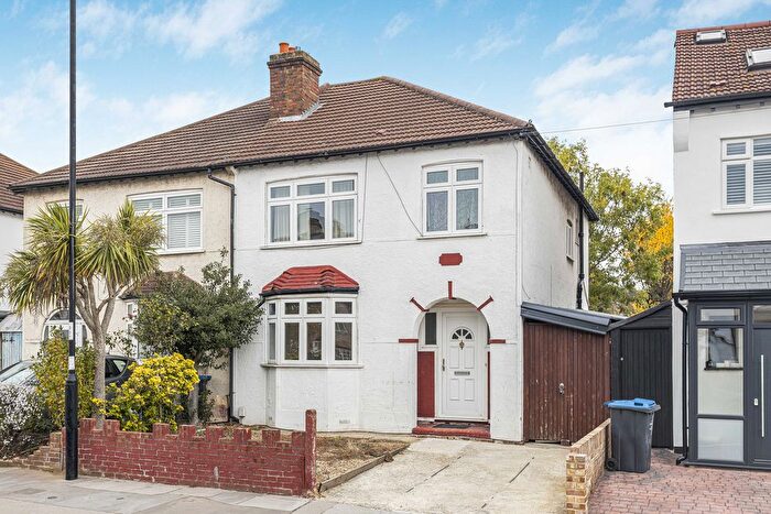 3 Bedroom Semi Detached House For Sale In Ingram Road, Thornton Heath, CR7