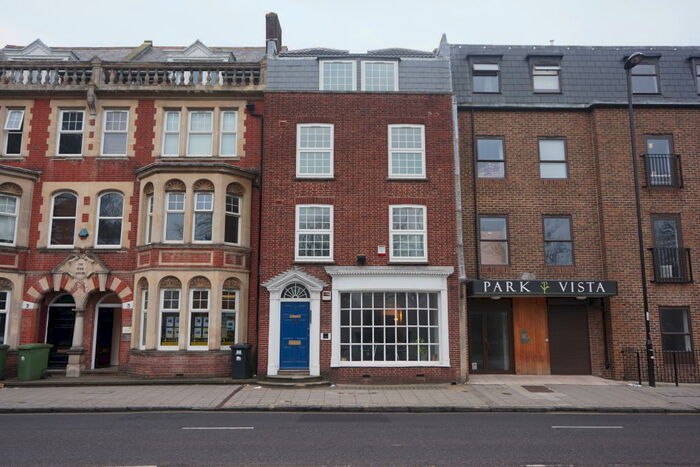 1 Bedroom Flat To Rent In Brunswick Place, Flat C, SO15