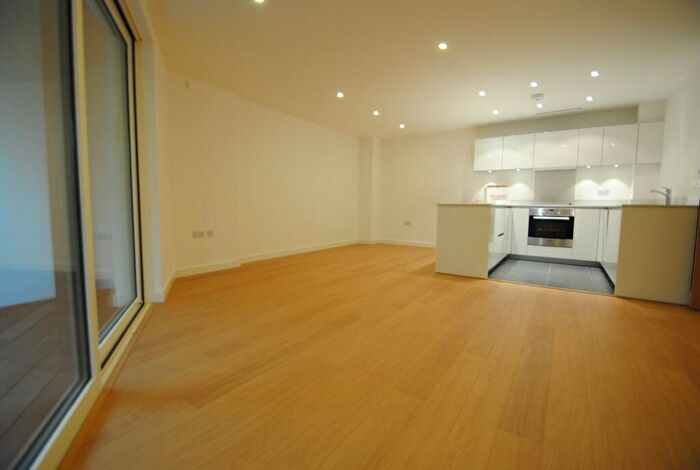 2 Bedroom Apartment To Rent In Rossetti Apartments, Saffron Central Square, Croydon, CR0