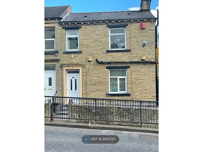3 Bedroom End Of Terrace House To Rent In Sheepridge Road, Huddersfield, HD2