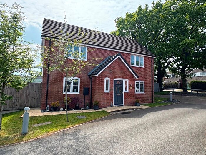 3 Bedroom Detached House For Sale In Greyhound Close, Burntwood, WS7