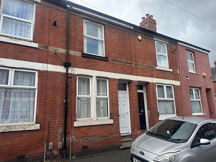 2 Bedroom Terraced House To Rent In Oakland Street, Nottingham, NG7