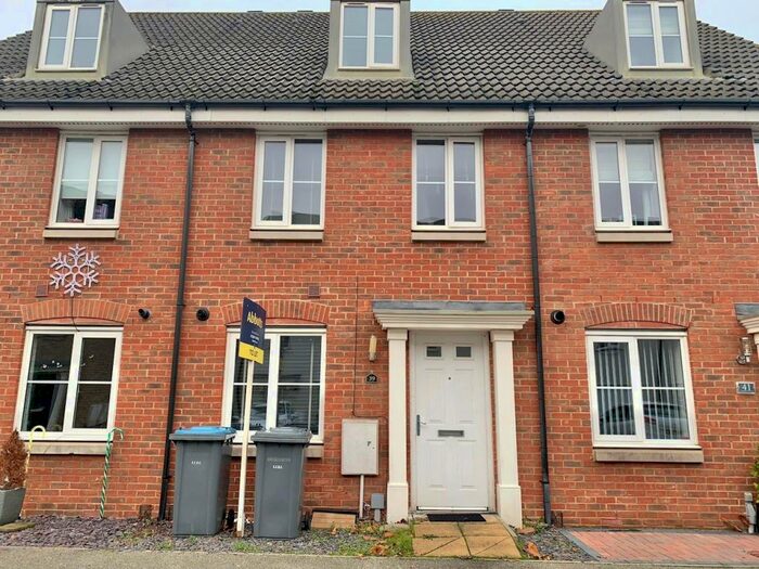 3 Bedroom Semi-Detached House To Rent In Thomas Crescent, Kesgrave, IP5