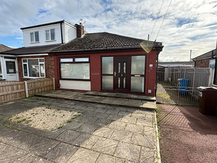 2 Bedroom Semi-Detached Bungalow To Rent In Rydal Avenue, Freckleton, PR4