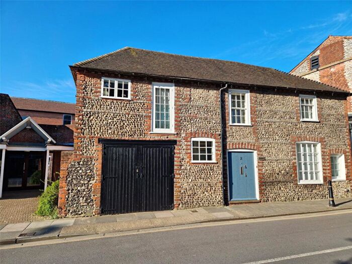 3 Bedroom Town House For Sale In Old Market Avenue, Chichester, West Sussex, PO19