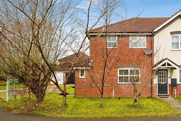 3 Bedroom Semi Detached House For Sale In Home Farm Way, Penllergaer, Swansea, SA4