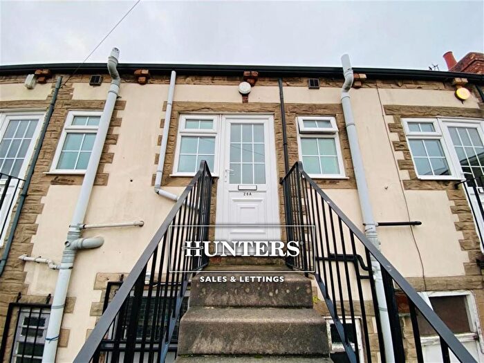 1 Bedroom Flat To Rent In Station Lane, Featherstone, WF7