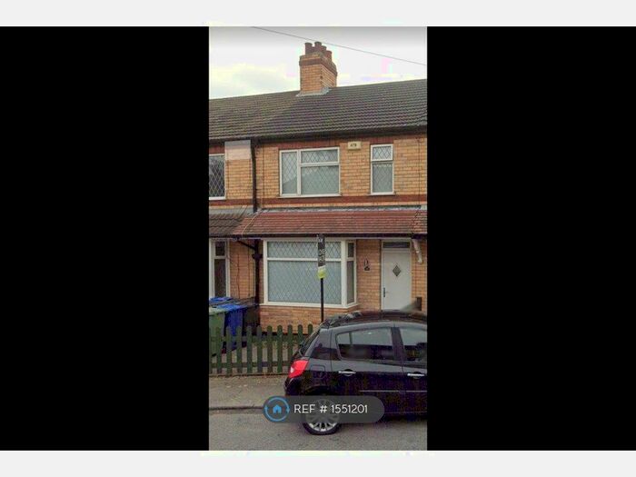 3 Bedroom Terraced House To Rent In Lombard Street, Grimsby, DN34