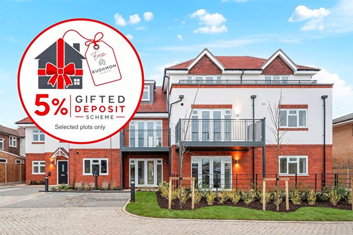 2 Bedroom Flat For Sale In Ruxley Lane, Epsom, KT19