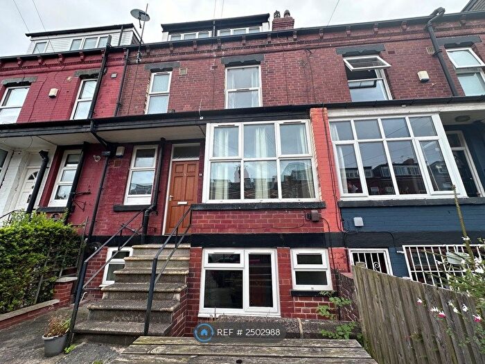 3 Bedroom Terraced House To Rent In Stanmore View, Leeds, LS4