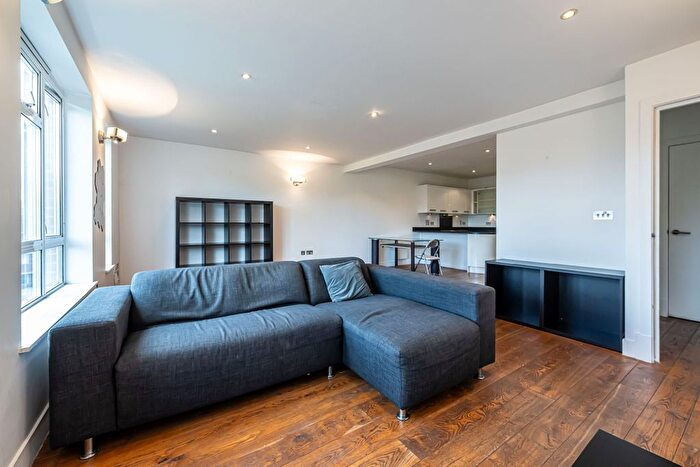 2 Bedroom Flat To Rent In Cromwell Road, London, SW5