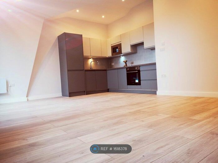 2 Bedroom Flat To Rent In Grainger Close, Northolt, UB5