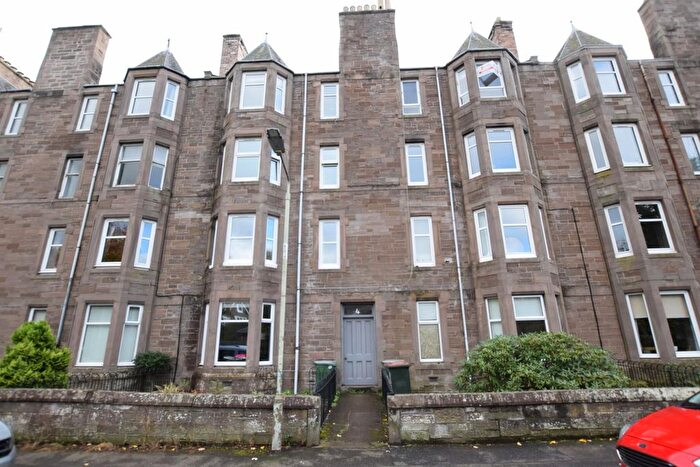 2 Bedroom Flat To Rent In E, Windsor Terrace, Perth, PH2