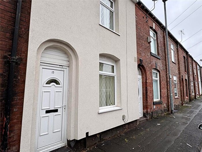 2 Bedroom Terraced House For Sale In Alton Street, Hathershaw, Oldham, OL8