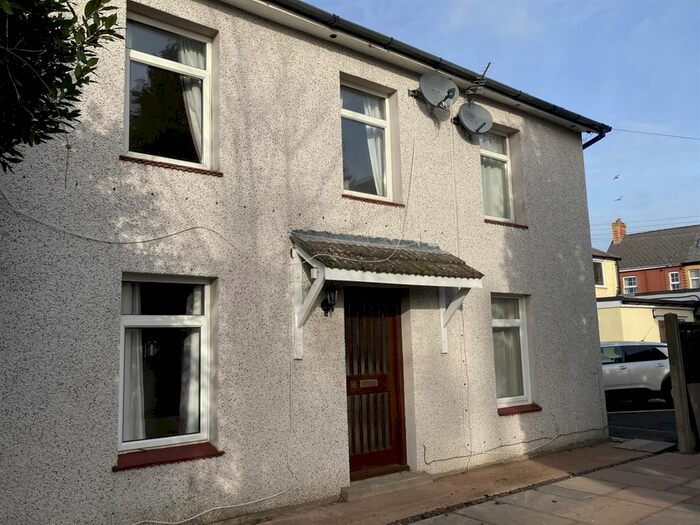 4 Bedroom Semi-Detached House To Rent In Sandy Lane, Caldicot, NP26