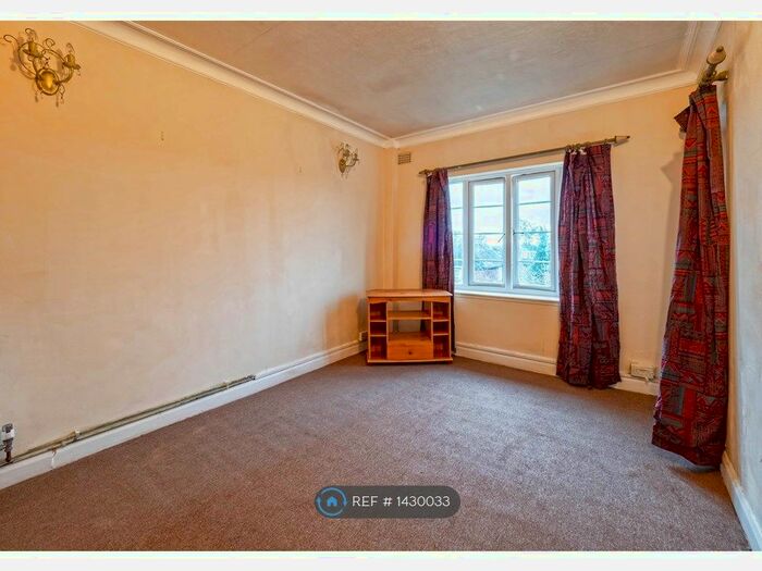 1 Bedroom Flat To Rent In Kings Drive, Wembley Park, HA9