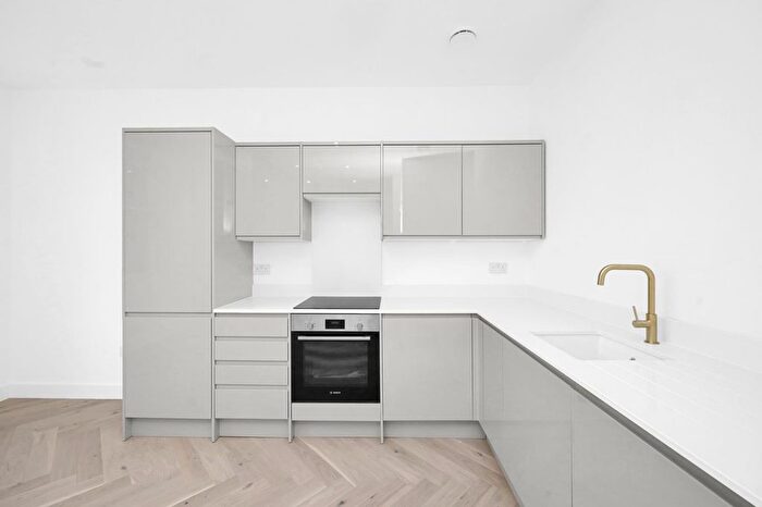 1 Bedroom Flat To Rent In Gordon Road, London, W5