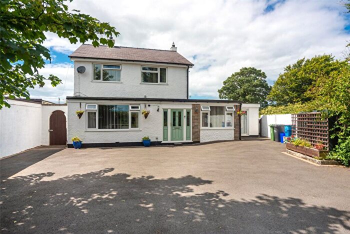 6 Bedroom Semi-Detached House For Sale In Cemaes Bay, Isle Of Anglesey, LL67