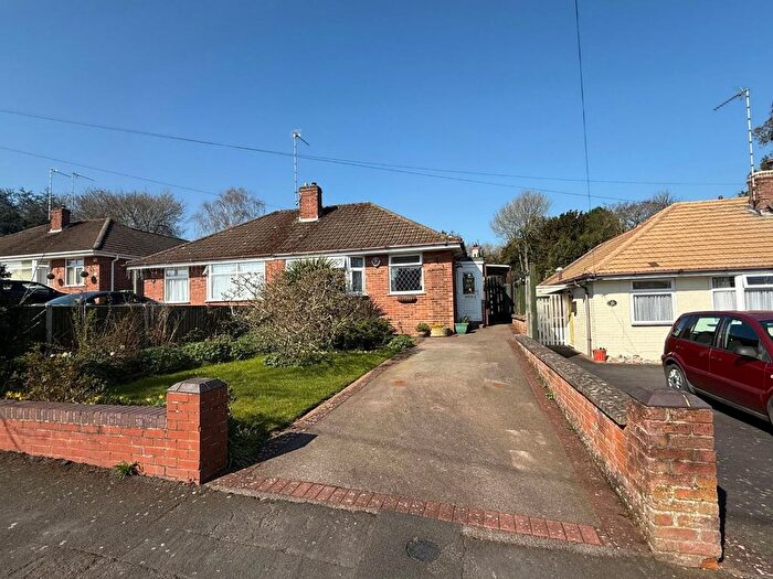 1 Bedroom Semi Detached Bungalow For Sale In Orchard Way, Rugby, CV22