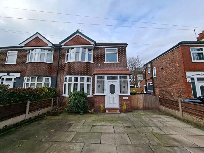 3 Bedroom Semi Detached House For Sale In Bradwell Avenue, Stretford, M32