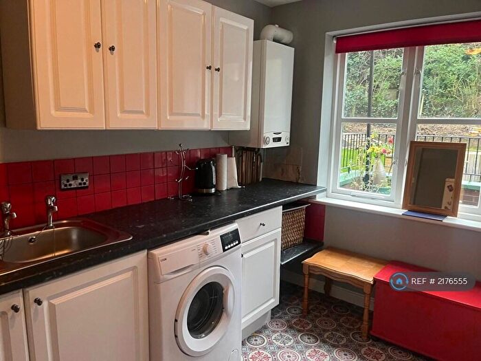 1 Bedroom Flat To Rent In Kirkdale, London, SE26
