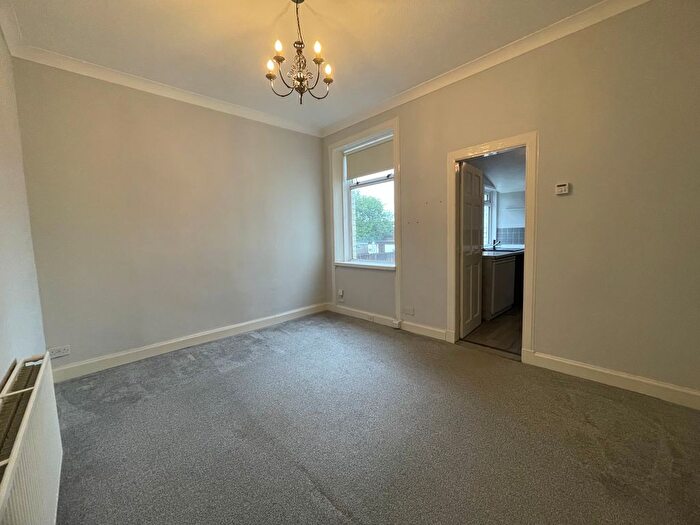 2 Bedroom Flat To Rent In Main Street, Cumnock, KA18