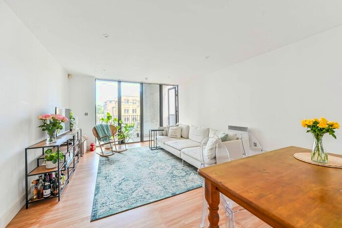 2 Bedroom Flat To Rent In Antonine Heights, London Bridge, London, SE1