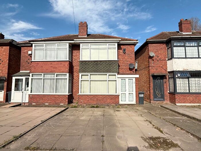 3 Bedroom Semi-detached House To Rent In Drews Lane, Birmingham, B8