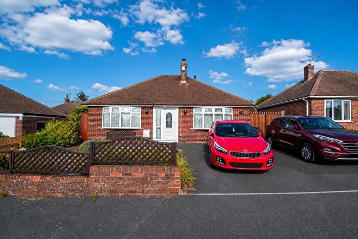 2 Bedroom Detached Bungalow For Sale In Dale Avenue, Riddings, Alfreton, DE55