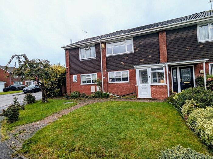 4 Bedroom Semi-Detached House For Sale In Purcell Avenue, Whitestone, Nuneaton, CV11