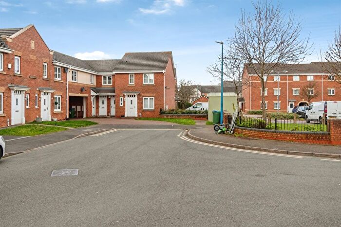 2 Bedroom Maisonette For Sale In Doughty Close, Tipton, DY4