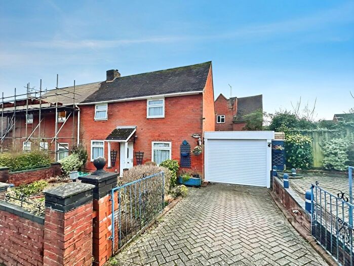 3 Bedroom Semi Detached House For Sale In St. Mary Street, Winchester, Hampshire, SO22