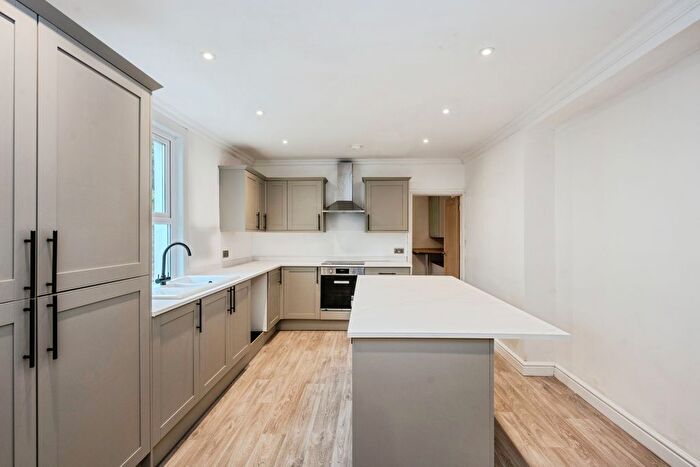 4 Bedroom End Of Terrace House For Sale In De La Beche Road, Sketty, Swansea, SA2