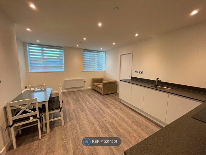 2 Bedroom Flat To Rent In Ashley House, Altrincham, WA14