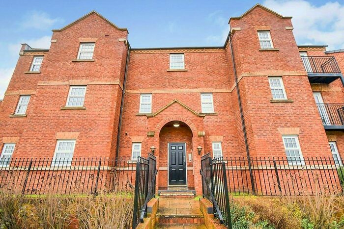 2 Bedroom Flat To Rent In Fulmen Close, Lincoln, LN1